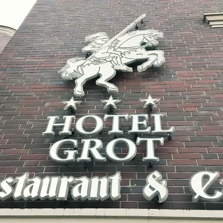 Grot Szálloda 3*