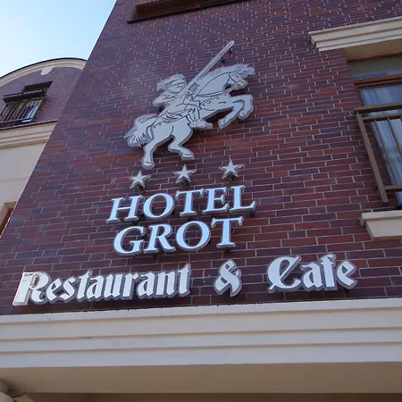 Grot 3*
