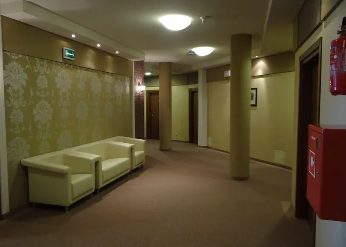 Hotel Grot 3*