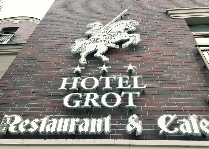 Grot Hotel 3*